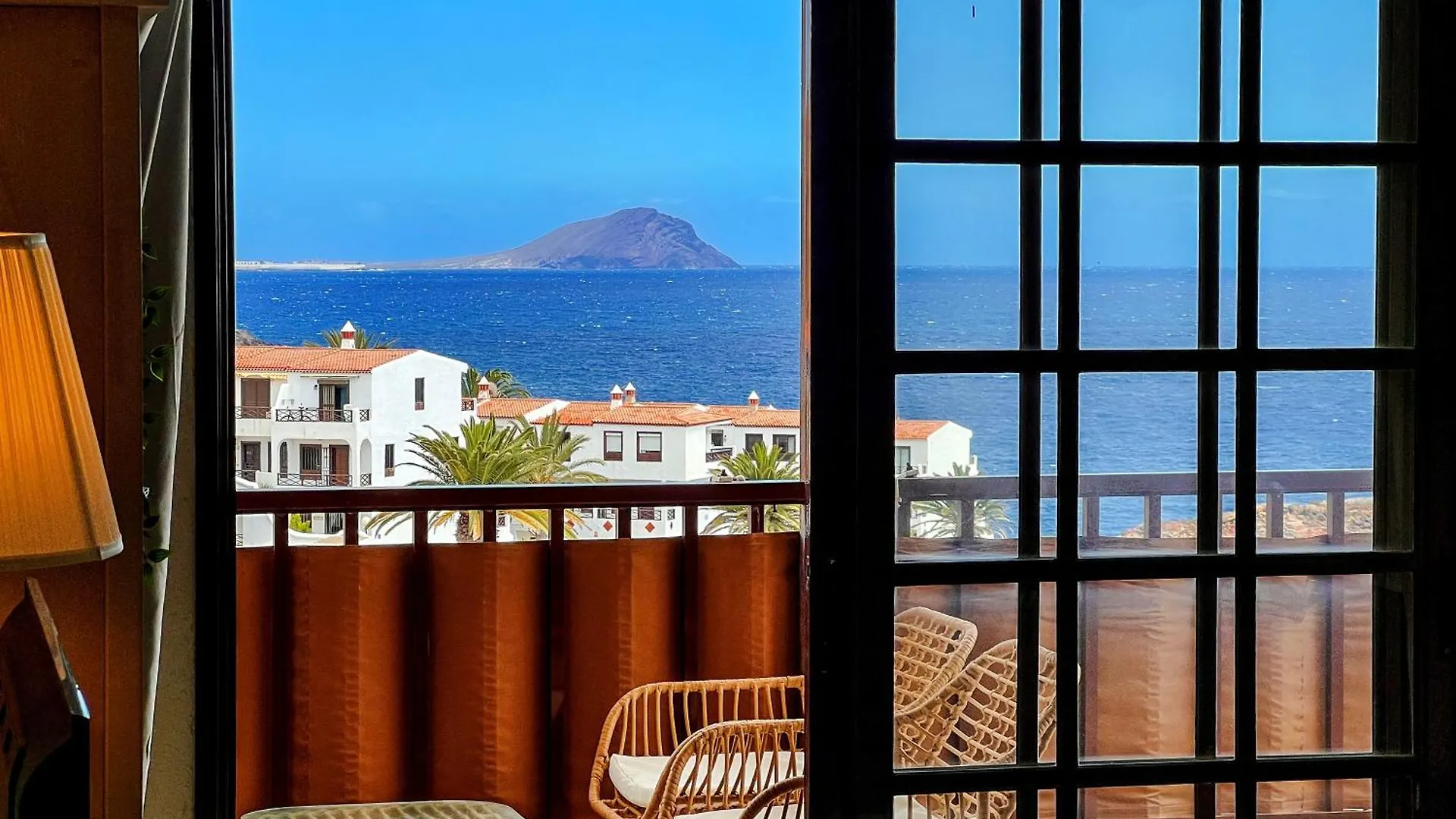 Seaside Apartment With A Sea View Costa Del Silencio